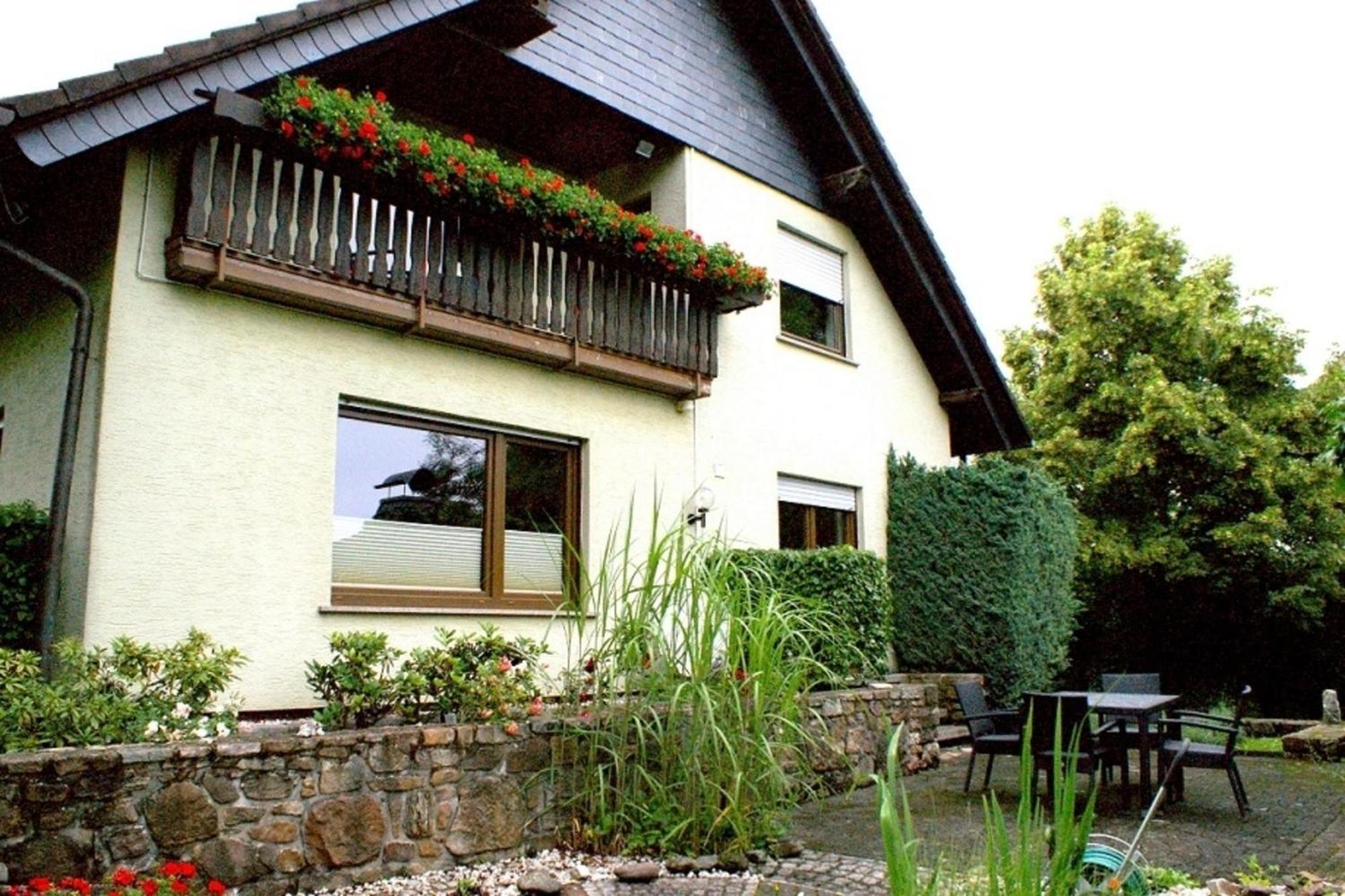 Haus "Zwischen Den Waeldern" Allenbach Exterior foto
