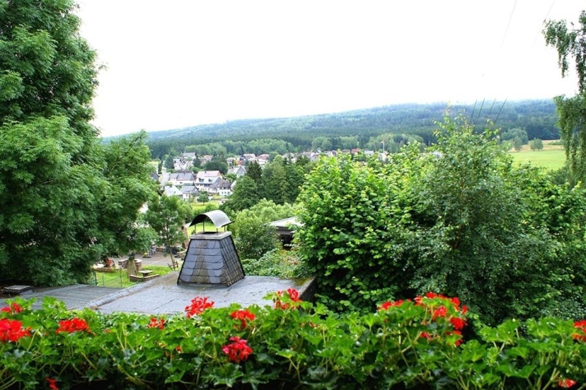 Haus "Zwischen Den Waeldern" Allenbach Exterior foto